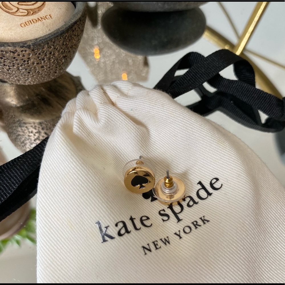 Classic Kate Spade Spot The Spade Necklace & matching earrings. Bundle.